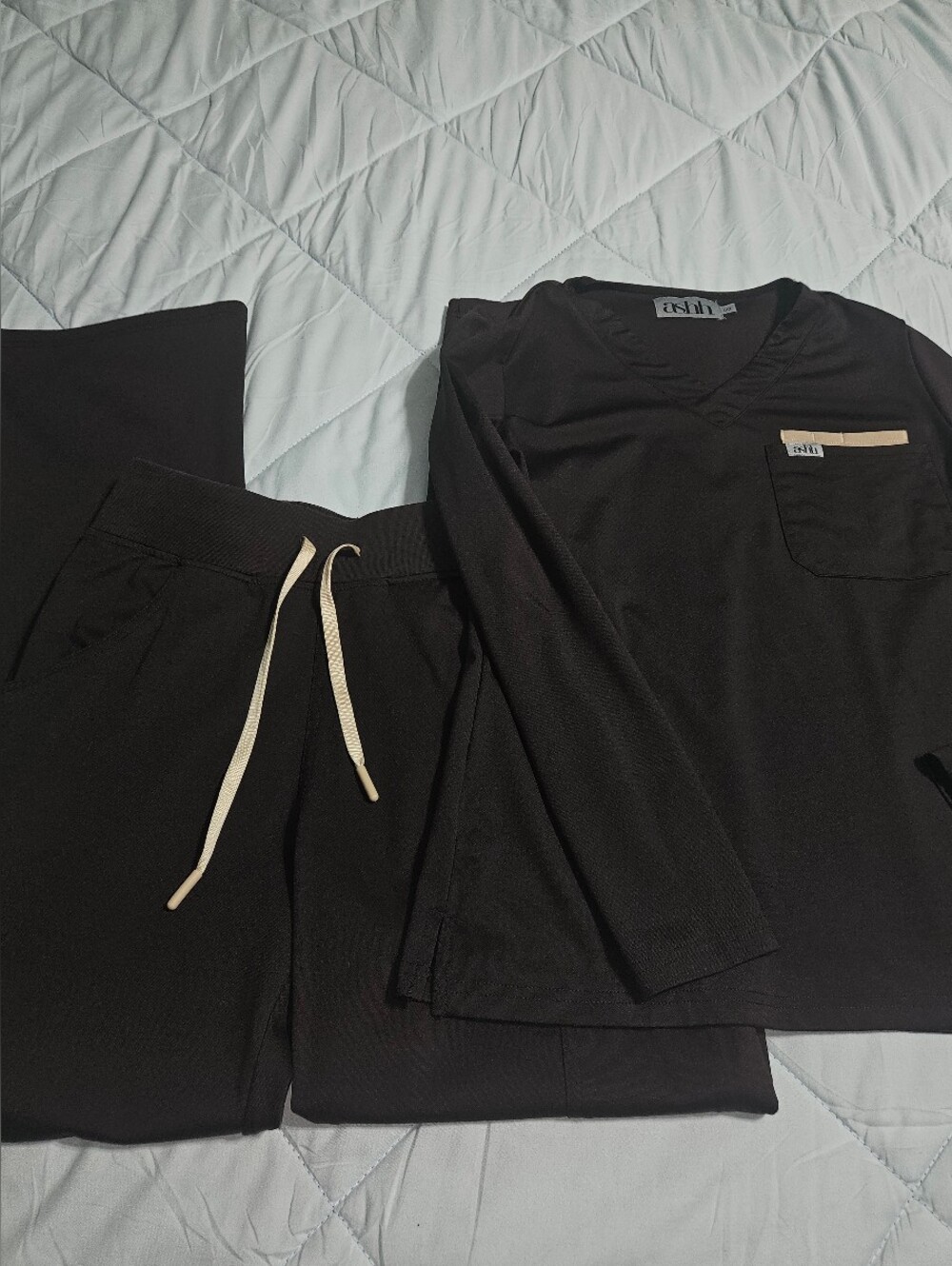 Ashh Scrub Set Expresso Small